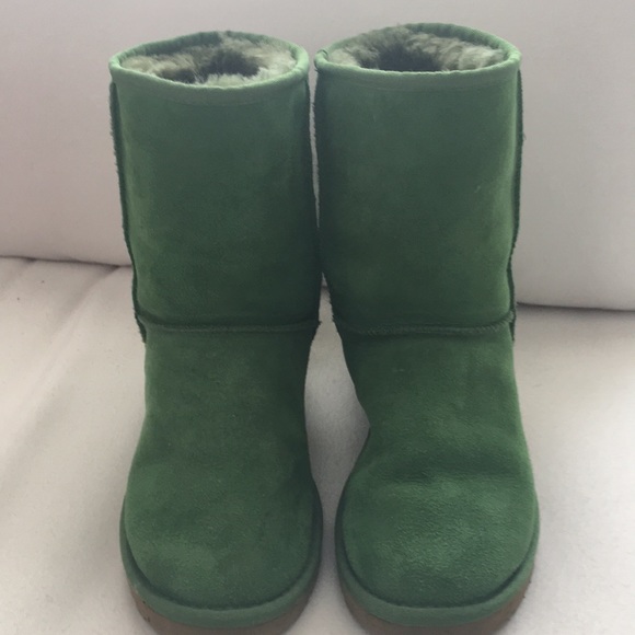 ugg classic short boots green ugg classic short boots green